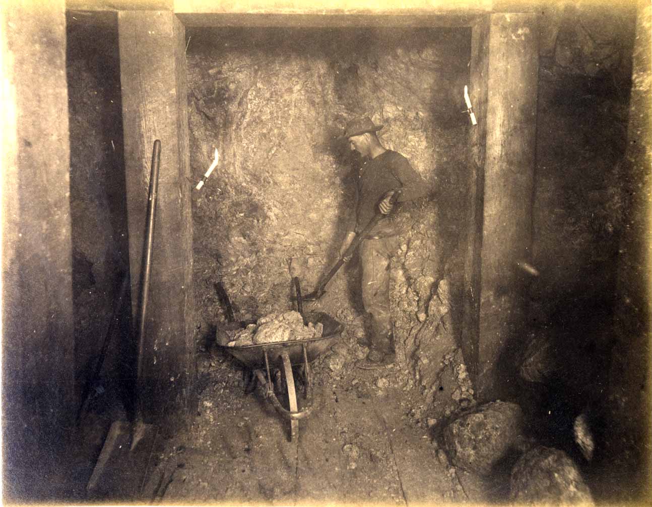 High Ore Mine 600 ft. level West [no. 1200]