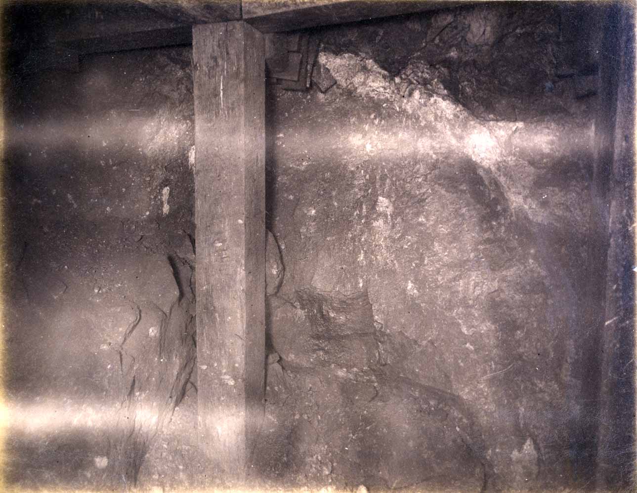 High Ore Mine 200 ft. level East [no. 1209]