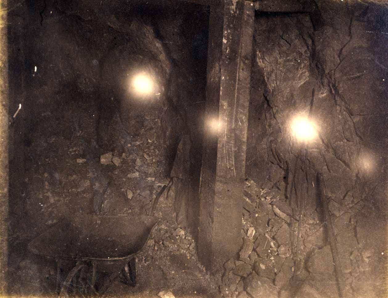 High Ore Mine 200 ft. level East [no. 1210]