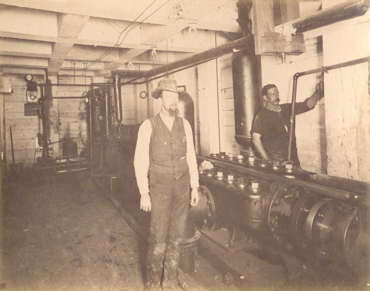 Mountain Consolidated Mine 550 ft. level [no. 1243]